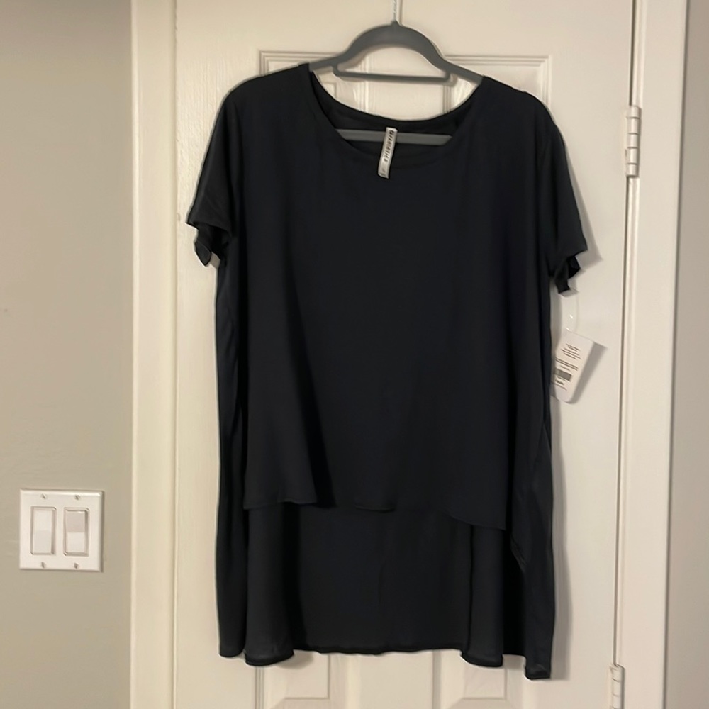 Fabletics vibe tee